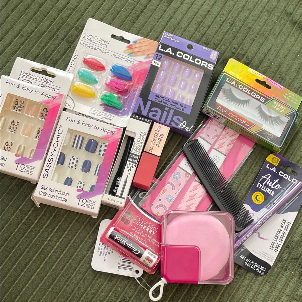 Dollar Tree Beauty Bundle‎